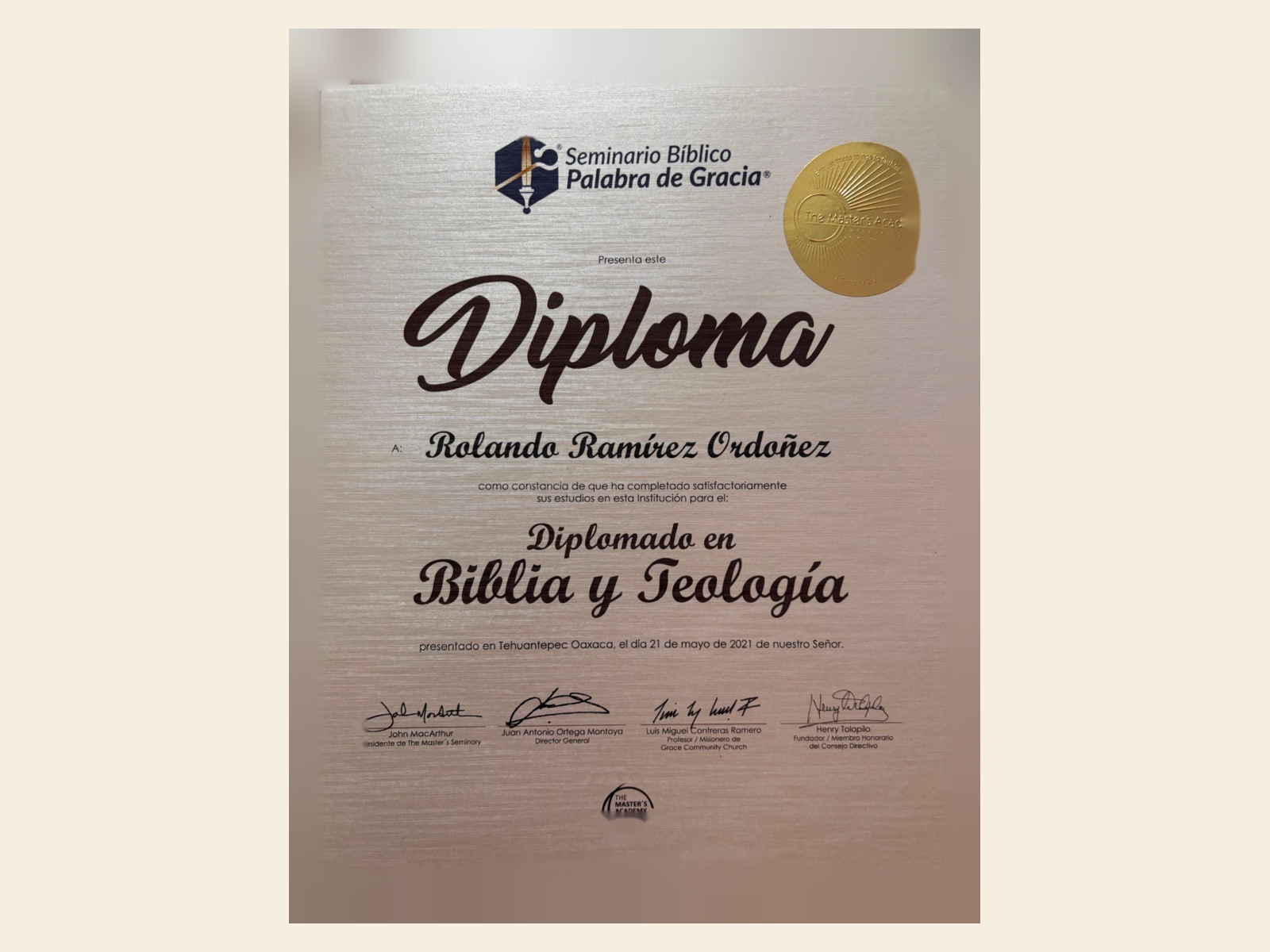 Diploma de Rolando Ramírez Ordóñez
