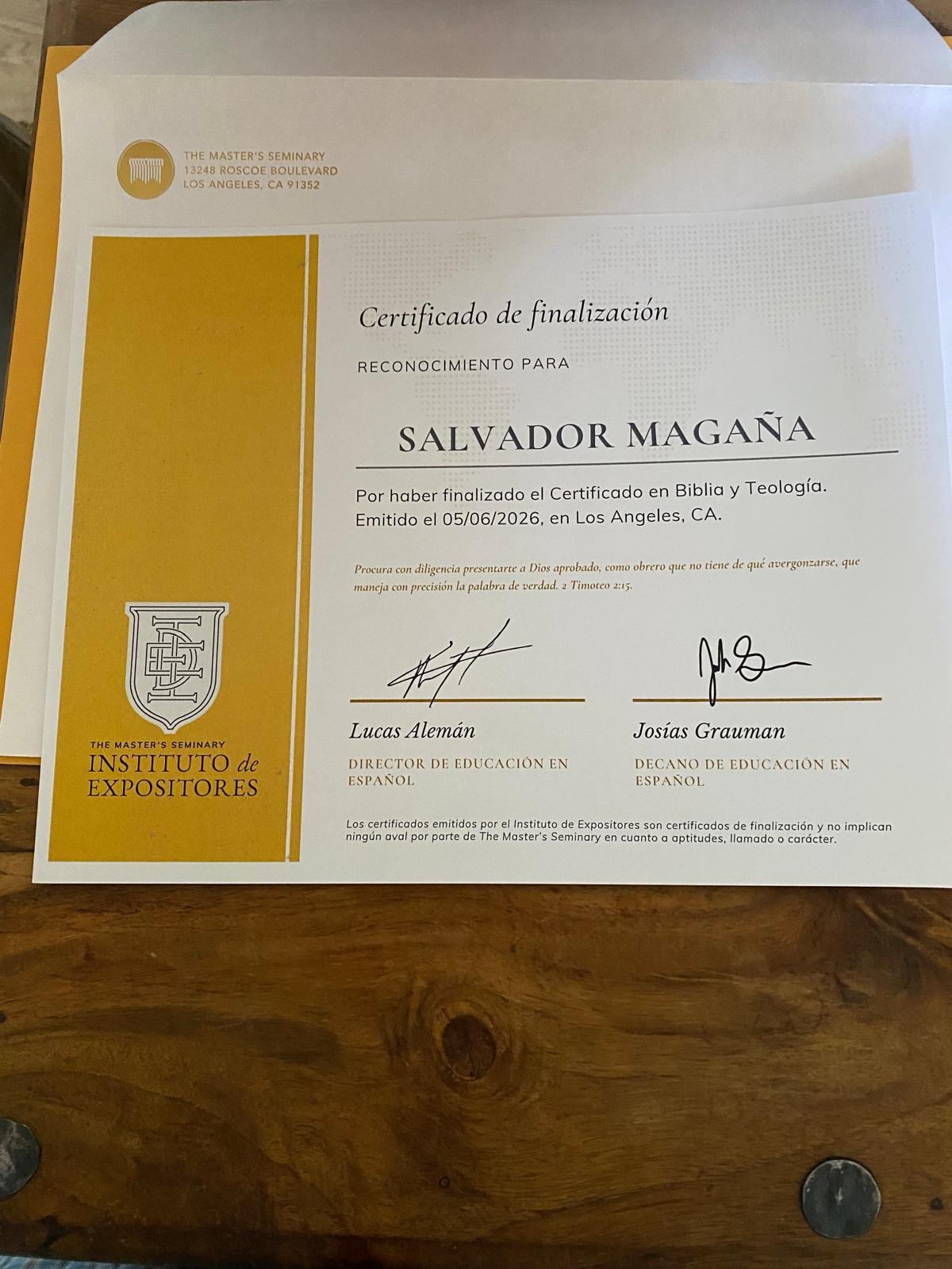 Diploma de Salvador Magaña