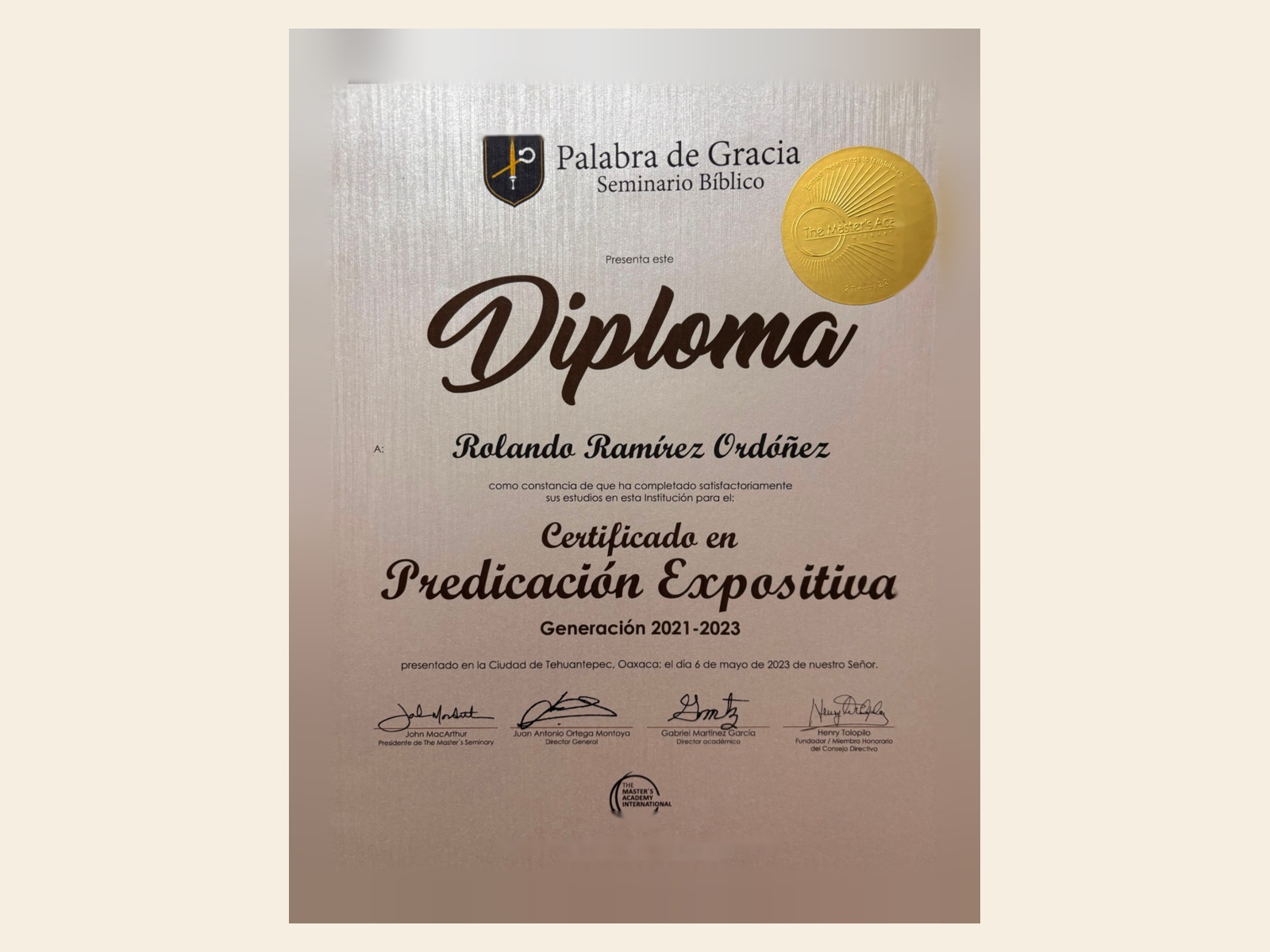 Diploma de Rolando Ramírez Ordóñez